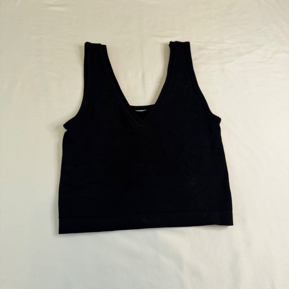 Fabletics Women Black Ribbed V-Neck Cropped Tank Top Activewear Size Small